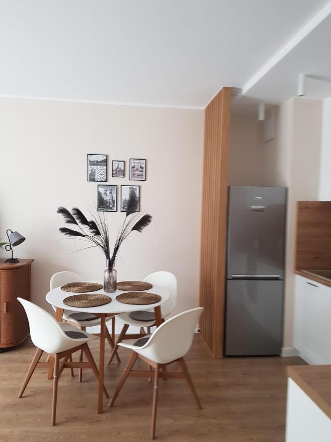 Apartament Old Town Wes Quality Suite بوزنان المظهر الخارجي الصورة