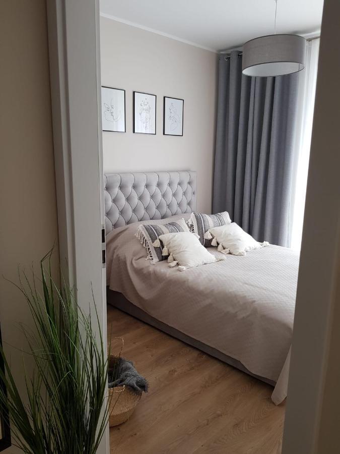 Apartament Old Town Wes Quality Suite بوزنان المظهر الخارجي الصورة
