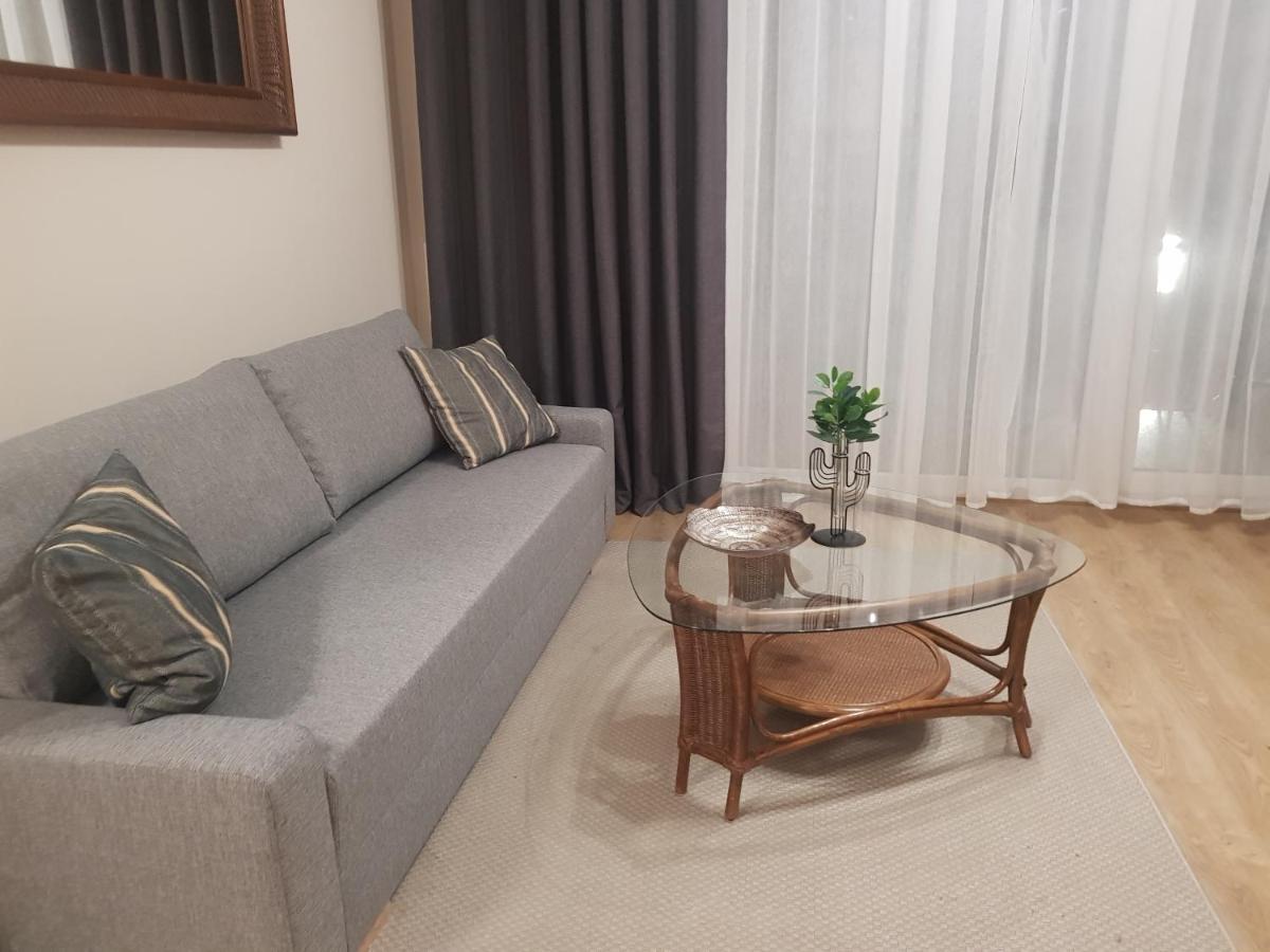Apartament Old Town Wes Quality Suite بوزنان المظهر الخارجي الصورة